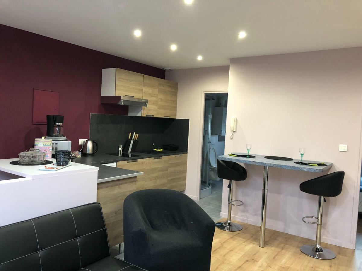 Les Reves By Isa - Cambrai 30 Appt 2Eme Apartment Arras Bagian luar foto