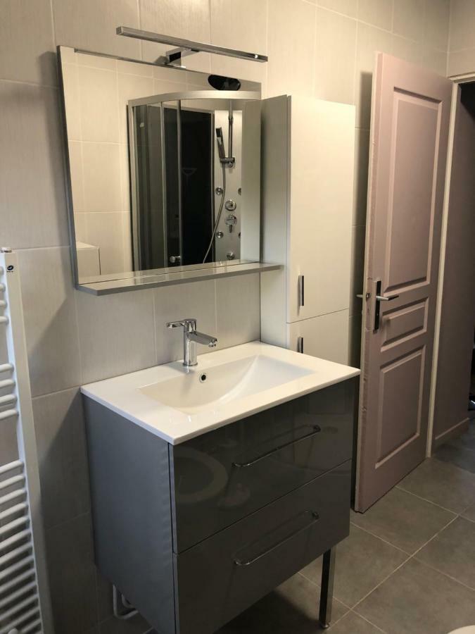 Les Reves By Isa - Cambrai 30 Appt 2Eme Apartment Arras Bagian luar foto